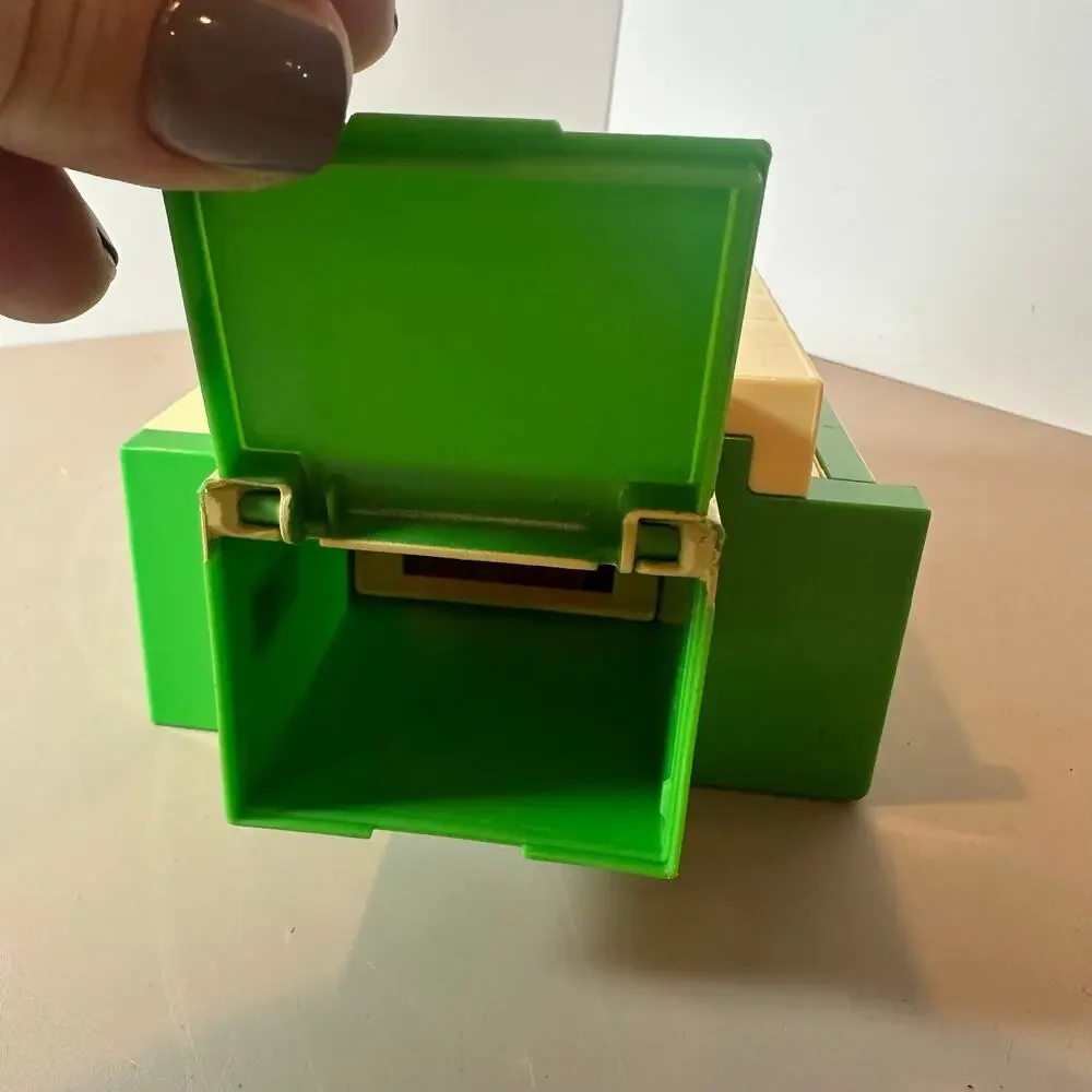 Mattel Minecraft HDW14 Transforming Turtle Hideout Playset Toy Incomplete